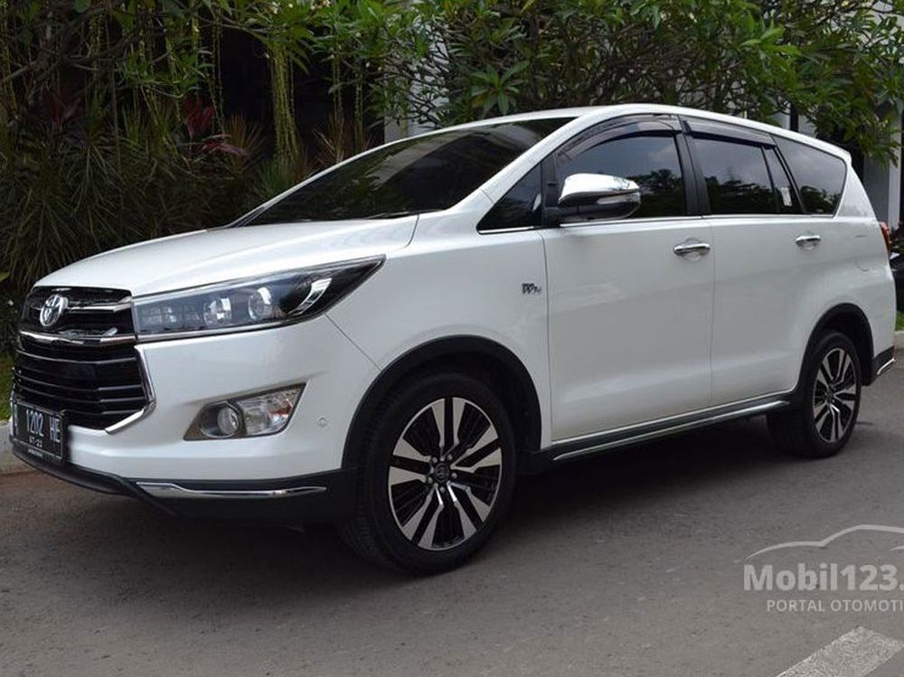 Harga Innova Venturer Bekas Km Rendah Ini Cuma Rp Jutaan