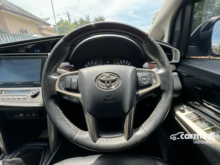 2018 Toyota Kijang Innova Venturer MPV