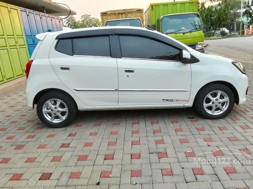 2015 Daihatsu Ayla X Hatchback
