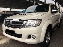 2014 Toyota Hilux 2.5 G Pickup Truck $$ FULL LOAN $$ FREE WARRANTY ** CONFIRM NO FAKE YEAR ** POPULAR MODEL ** GUARANTEE CHEAPEST PRICE IN TOWN