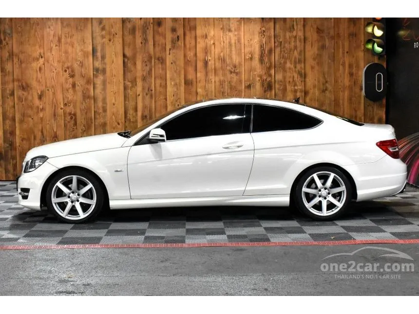 2011 Mercedes-Benz C180 AMG BlueEFFICIENCY Coupe