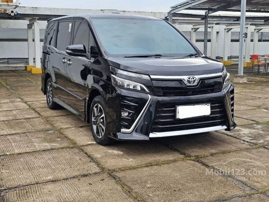 2019 Toyota Voxy MPV
