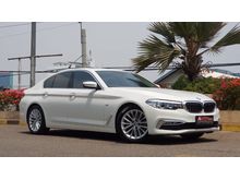 BMW 530i Luxury Line NIK 2018 Km 5Rb Gress Like New