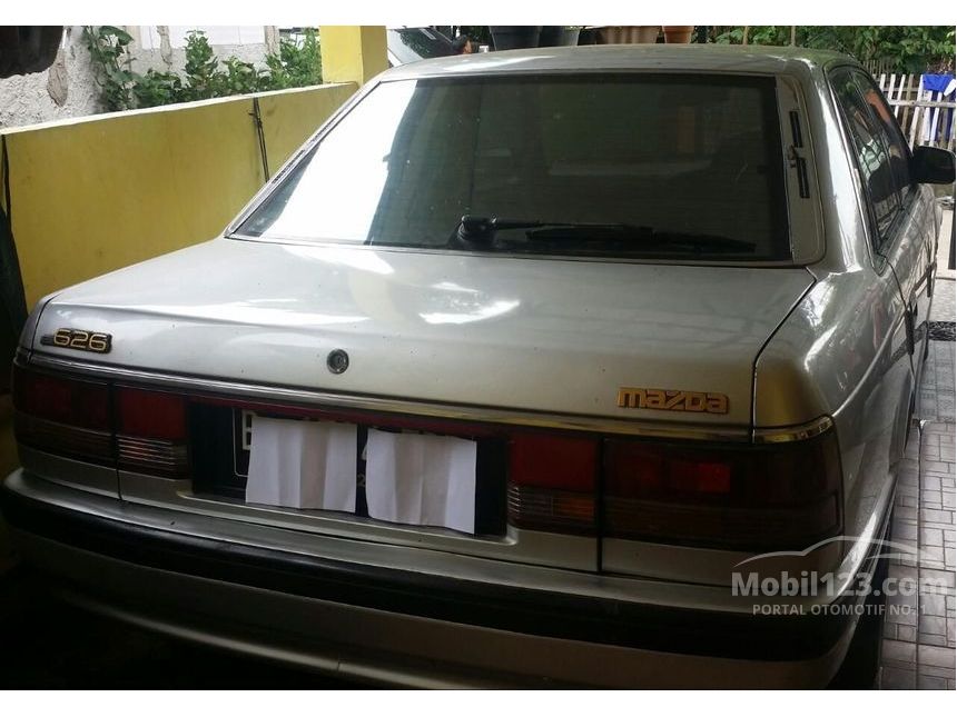 Jual Mobil  Mazda  626  1990 2 0 di Jawa Barat Manual Sedan  