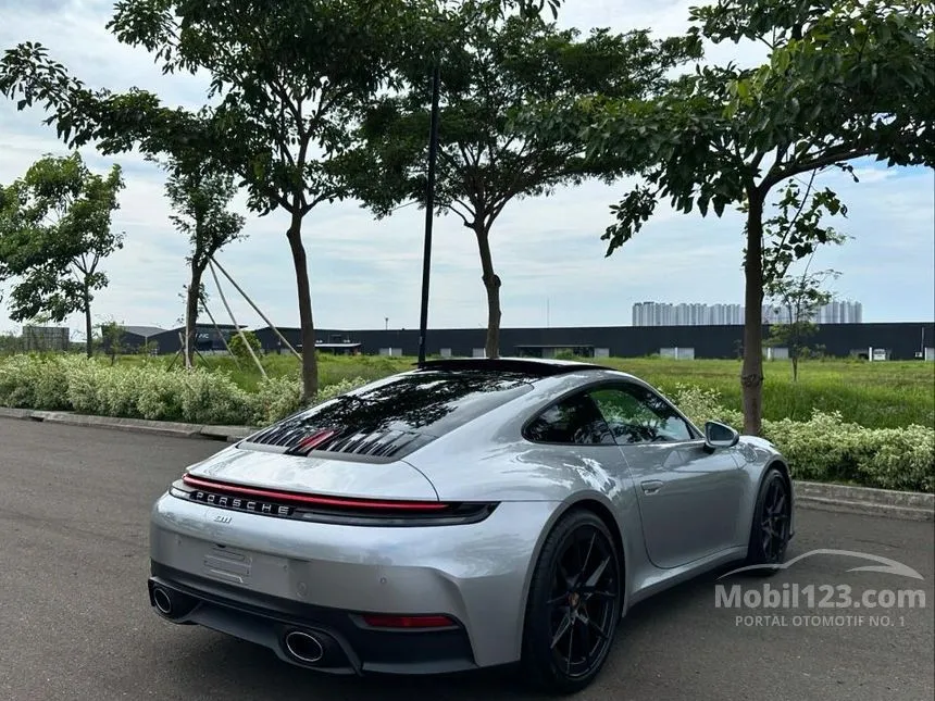 2025 Porsche 911 Carrera Coupe