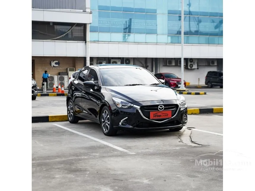 Jual Mobil Mazda 2 2017 R 1.5 di DKI Jakarta Automatic Hatchback Hitam Rp 180.000.000