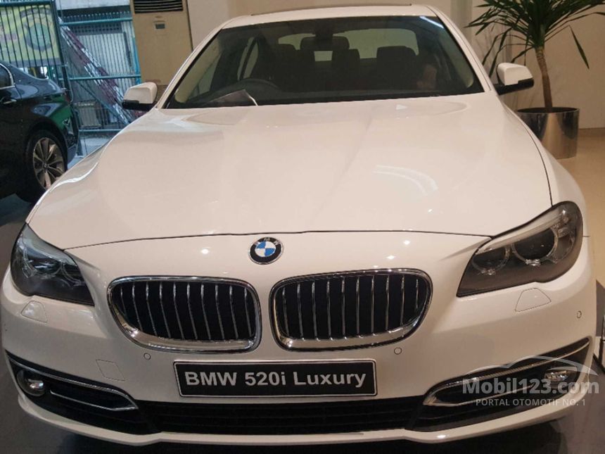 Jual Mobil BMW 520i 2019 Luxury 2 0 di DKI Jakarta 