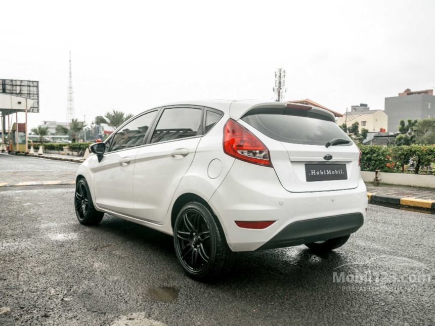 Jual Mobil Ford Fiesta 2011 Trend 1 4 di DKI Jakarta Jual Mobil Ford Fiesta 2011 Trend 1 4 di DKI Jakarta