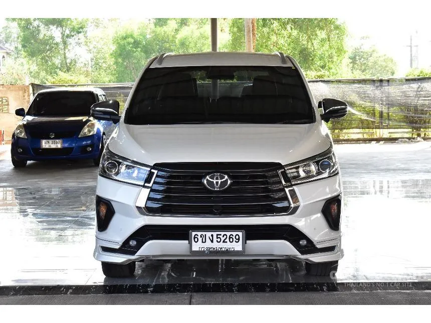 2022 Toyota INNOVA Crysta Premium Wagon