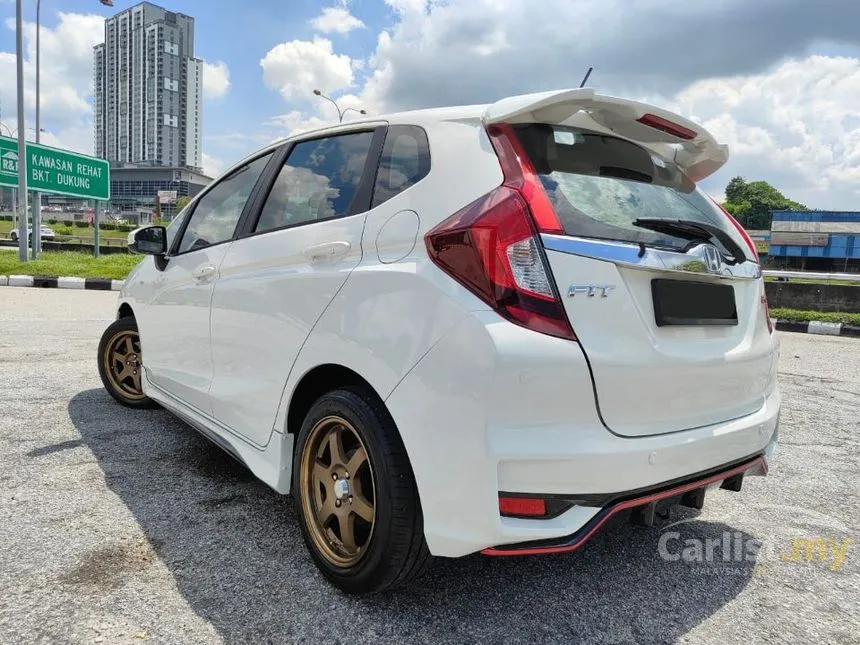 2015 Honda Jazz E i-VTEC Hatchback