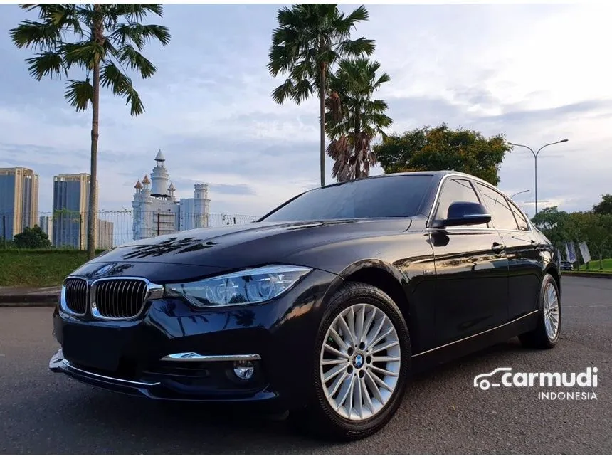 Jual Mobil BMW 320i 2018 Luxury 2.0 di DKI Jakarta Automatic Sedan Hitam Rp 500.000.000