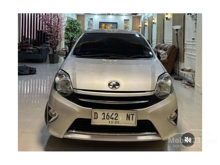 Jual Mobil Toyota Agya 2013 G 1.0 di Jawa Barat Manual Hatchback Silver Rp 90.000.000