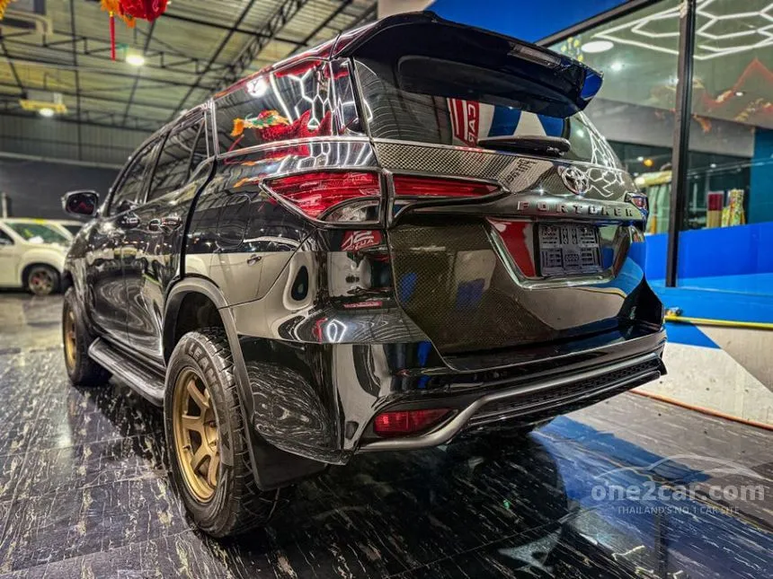 2019 Toyota FORTUNER V SUV