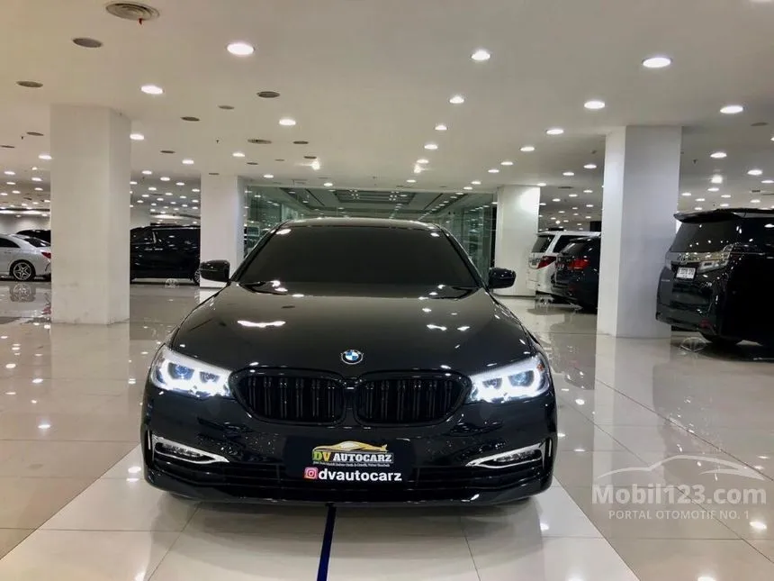Jual Mobil BMW 520i 2018 Luxury 2.0 di DKI Jakarta Automatic Sedan Hitam Rp 588.000.000