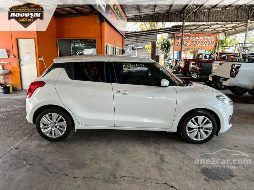 2018 Suzuki SWIFT GLX Hatchback