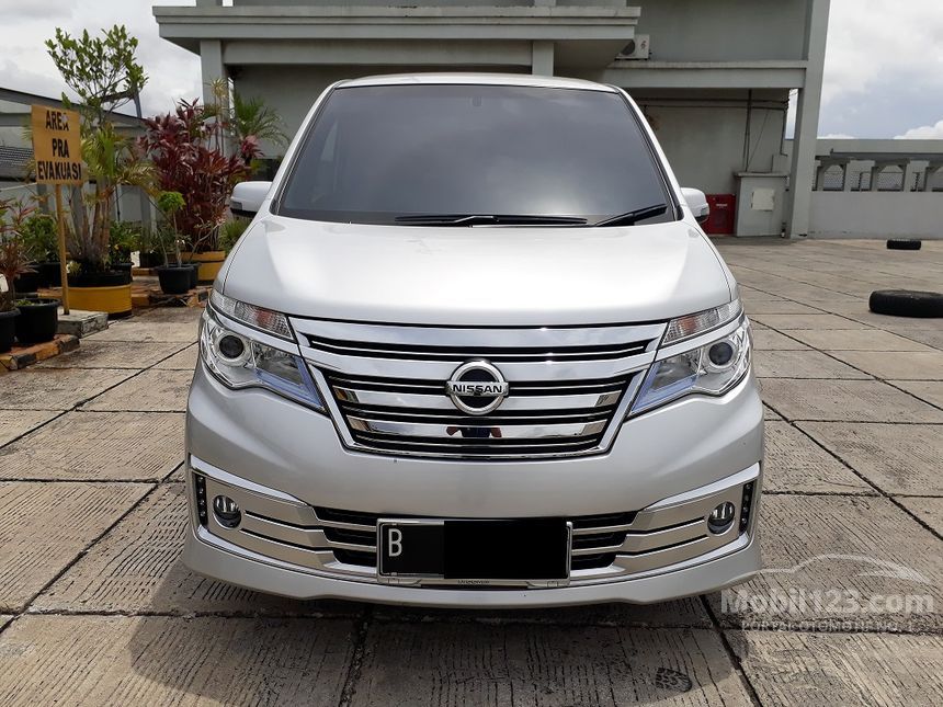 Jual Mobil Nissan Serena 2016 Highway Star 2.0 di DKI 