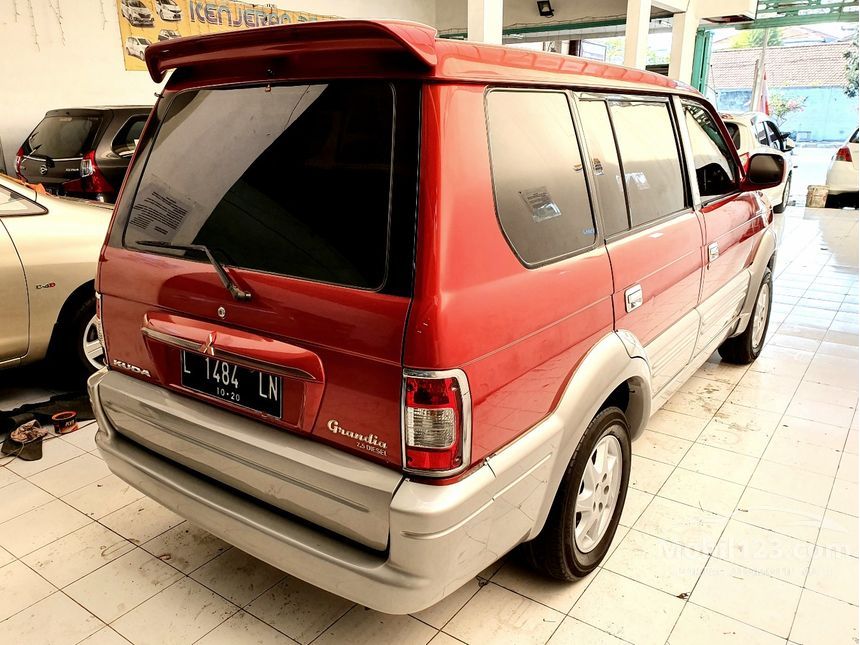 Jual Mobil Mitsubishi Kuda 2003 Grandia 2.5 di Jawa Timur Manual MPV