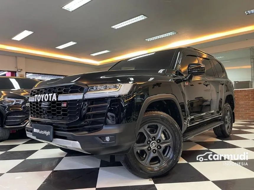 2023 Toyota Land Cruiser 300 GR-S 70th Anniversary SUV