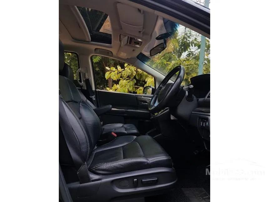 2015 Honda Odyssey Prestige 2.4 MPV