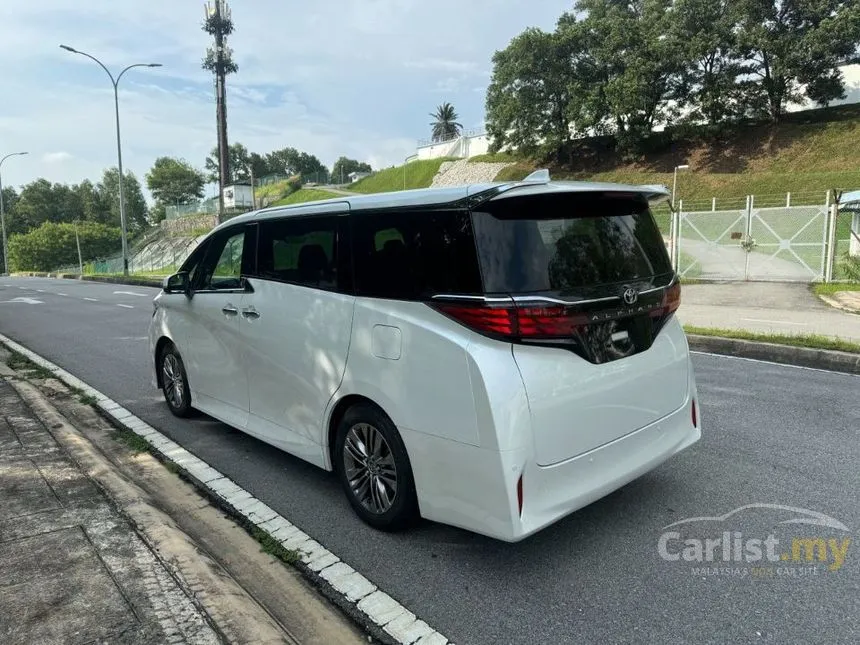 2023 Toyota Alphard Z MPV