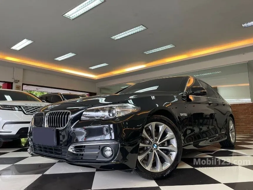 Jual Mobil BMW 520i 2017 Luxury 2.0 di DKI Jakarta Automatic Sedan Hitam Rp 495.000.000