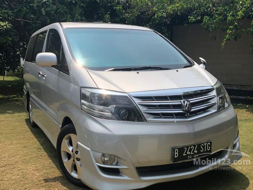 Alphard 2006: Legenda Mewah yang Tak Lekang Zaman di Gading Serpong