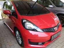 2013 Honda Jazz 1.5 RS AT, dp minim bisa dibantu.