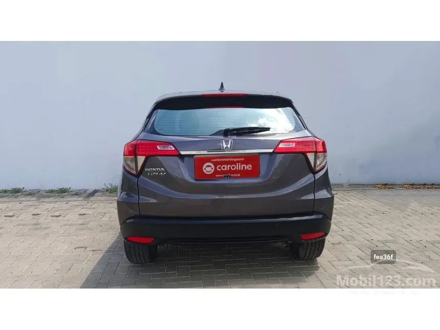 2021 Honda HR-V S SUV
