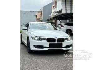 2015 BMW 320i 2.0 Sport Sedan