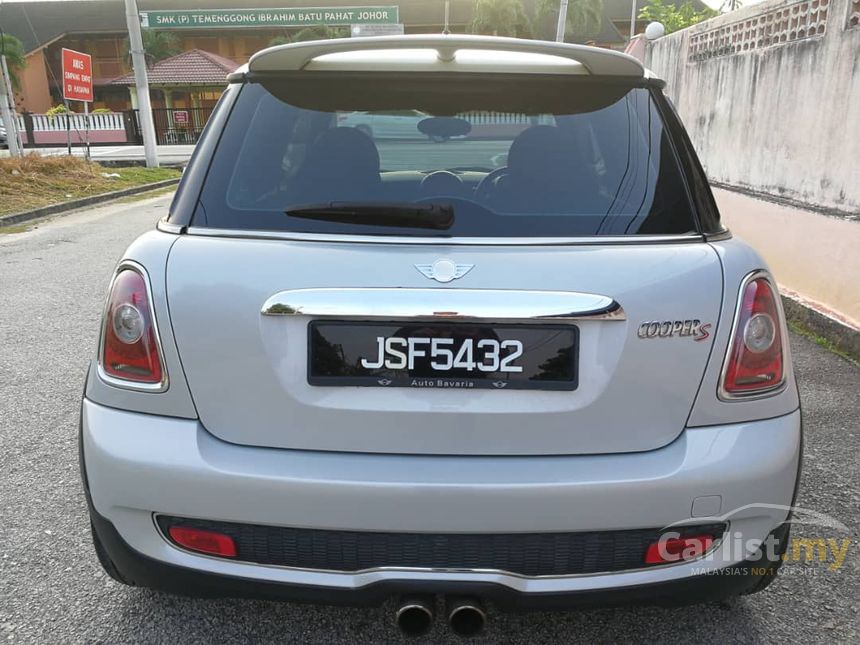 Mini Cooper 2010 S 1 6 In Johor Automatic Hatchback Silver For Rm