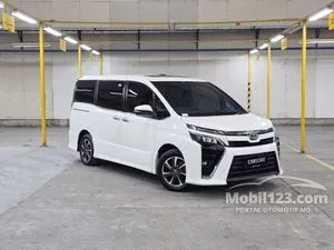2018 Toyota Voxy 2.0 MPV