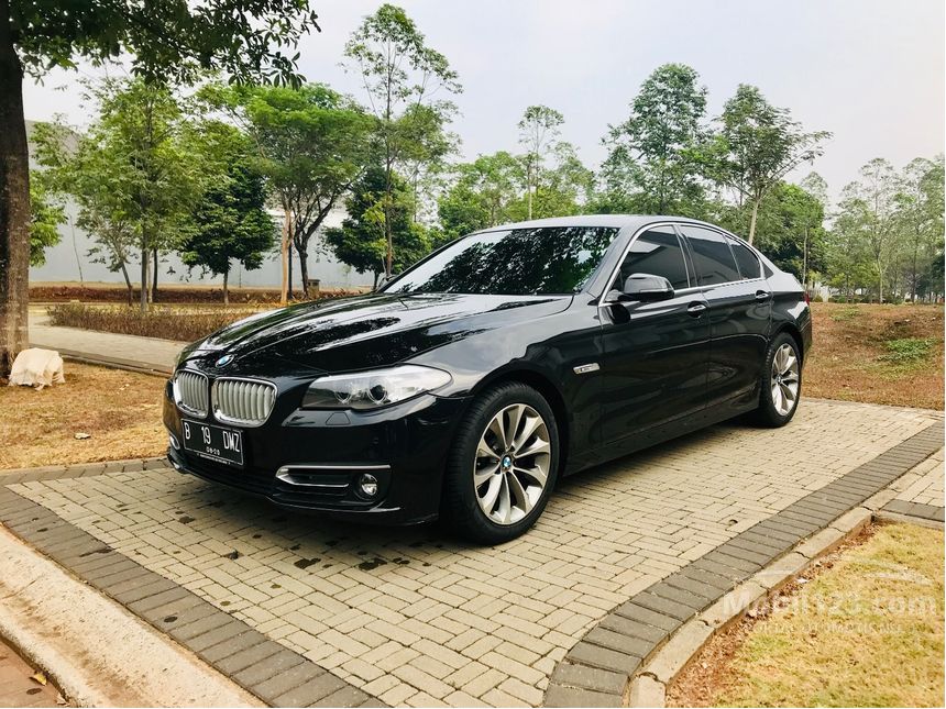  Jual  Mobil BMW  520i  2014 Modern 2 0 di DKI Jakarta 