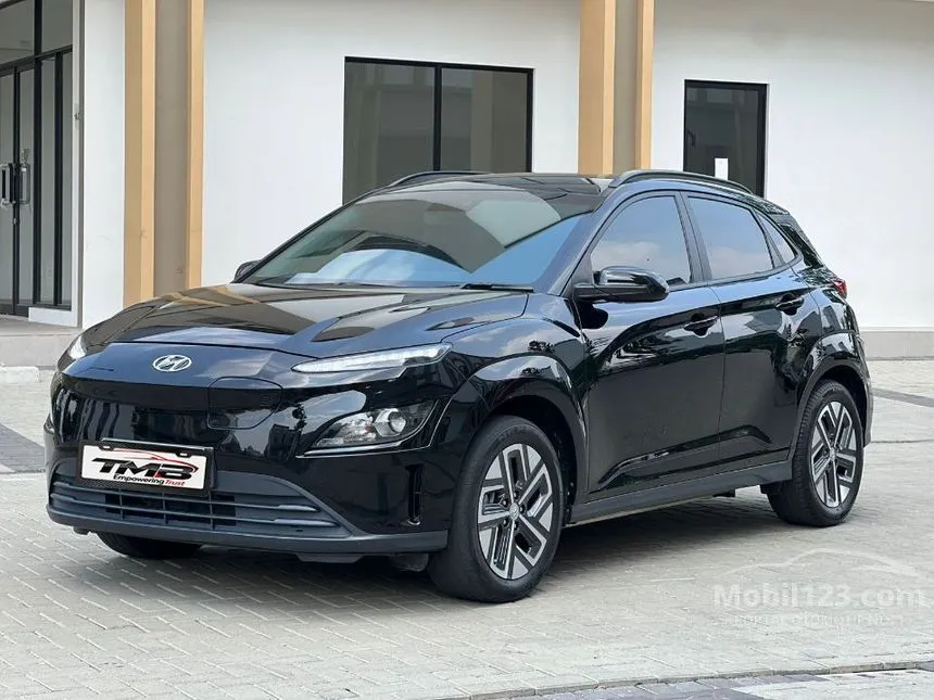 2021 Hyundai Kona Signature SUV