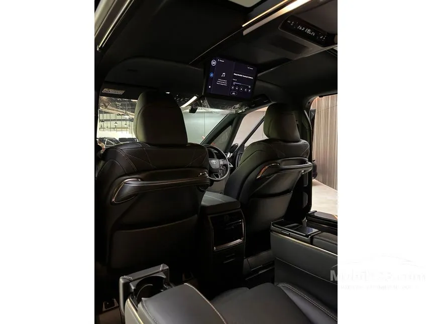 2024 Toyota Alphard HEV Modelista MPV