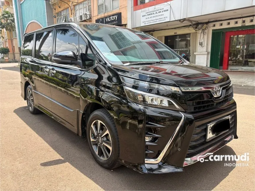 2018 Toyota Voxy MPV