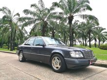 1995 Mercedes-Benz E200 2.0 W124 (ปี 85-96) Sedan