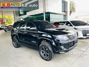 2015 Toyota FORTUNER 2.5 V SUV