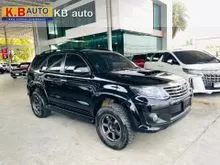 2015 Toyota FORTUNER 2.5 (ปี 12-15) V SUV