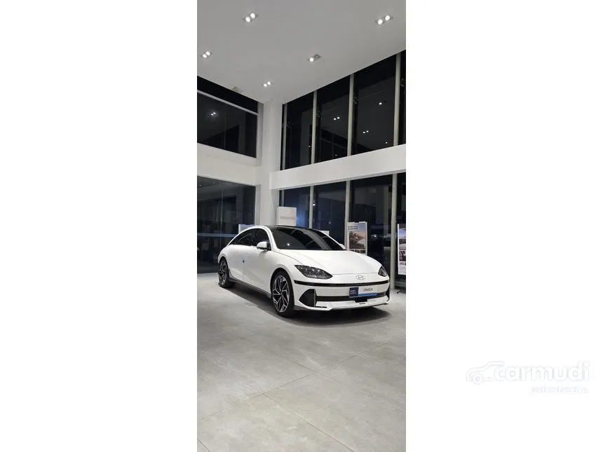Jual Mobil Hyundai IONIQ 6 2023 di DKI Jakarta Automatic Fastback Putih Rp 880.000.000