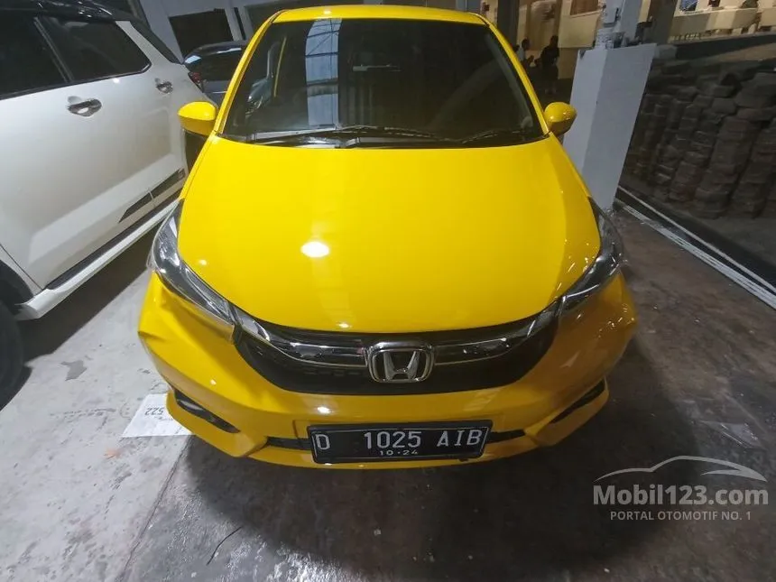 Jual Mobil Honda Brio 2019 Satya E 1.2 di Jawa Barat Automatic Hatchback Kuning Rp 145.000.000