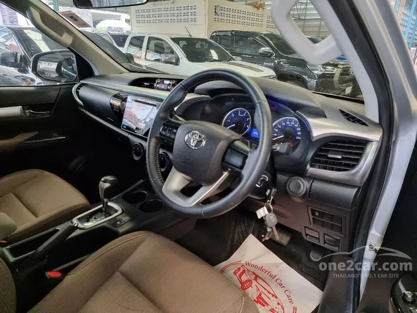 2017 Toyota Hilux Revo Prerunner E Pickup