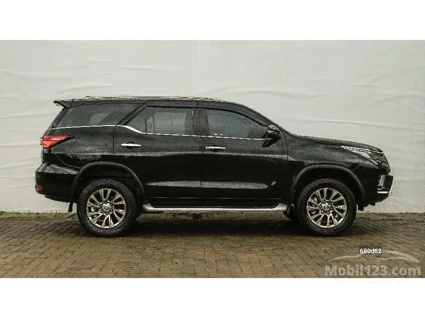 2022 Toyota Fortuner VRZ 4X2 SUV