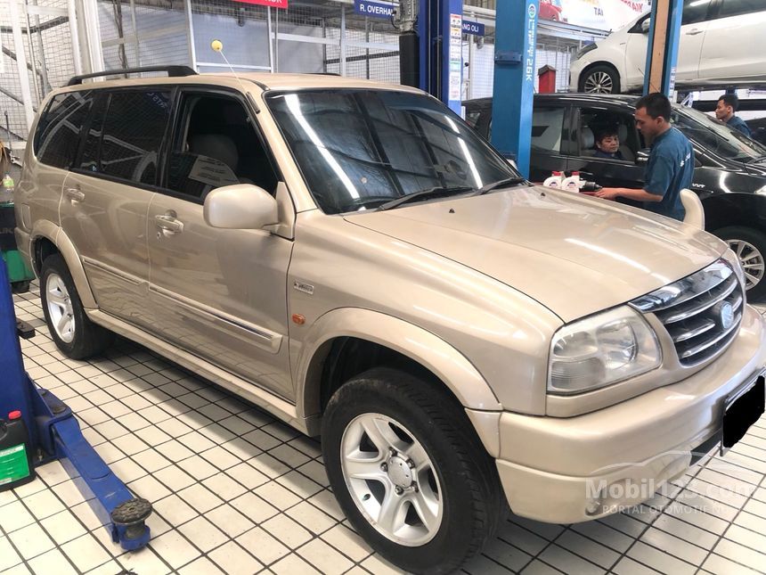 Suzuki escudo 2003