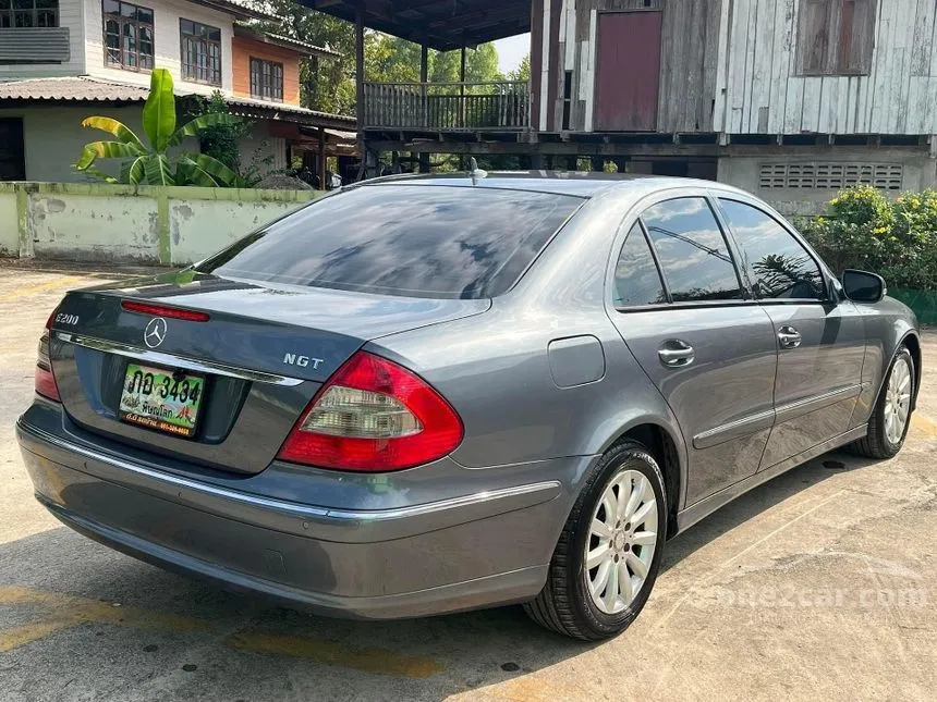 2009 Mercedes-Benz E200 NGT Sedan
