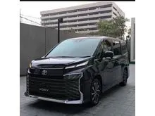 2022 Toyota Voxy 2.0 Van Wagon