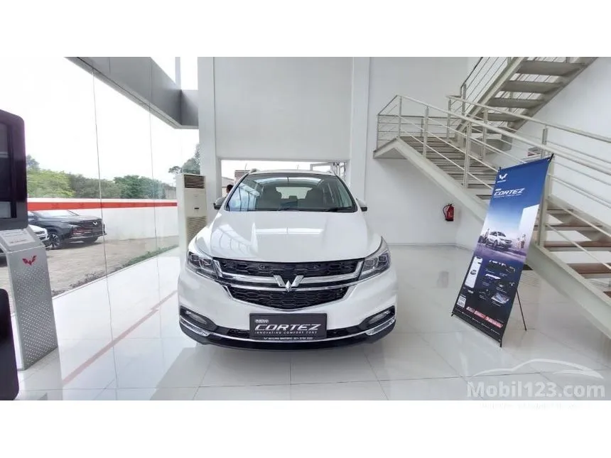 Jual Mobil Wuling Cortez 2024 Lux+ EX 1.5 di Banten Automatic Wagon Putih Rp 320.000.000