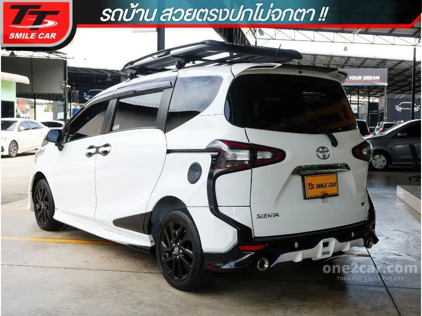 2021 Toyota SIENTA V Wagon