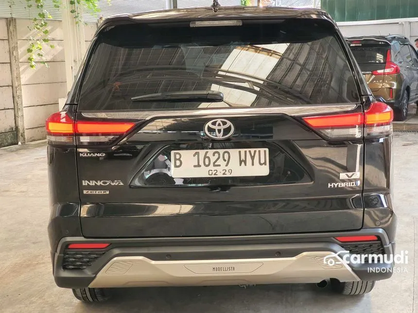 2023 Toyota Kijang Innova Zenix V HV Modellista (Non Premium Color) MPV