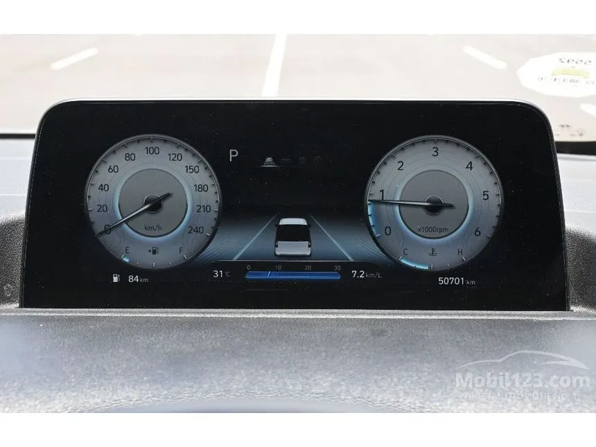 2021 Hyundai Staria Signature 7 MPV