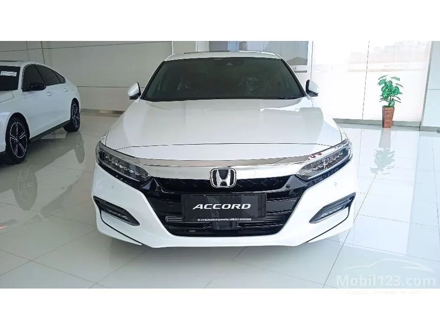 Jual Mobil Honda Accord 2023 1.5 di Jawa Barat Automatic Sedan Putih Rp 725.000.000